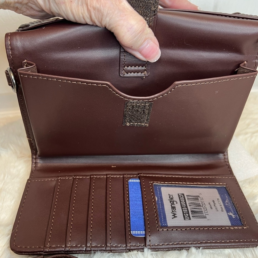 MONTANA WEST WRANGLER WOMEN’S WALLET CLUTCH NWT - Picture 4 of 12